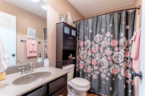 Tiny photo for 13413 Prairie Drive, Evansville, IN 47725 (MLS # 202640627)