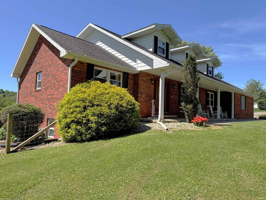 Photo of 42 Greenbriar Drive DR, Bedford, IN 47421 (MLS # 202622385)