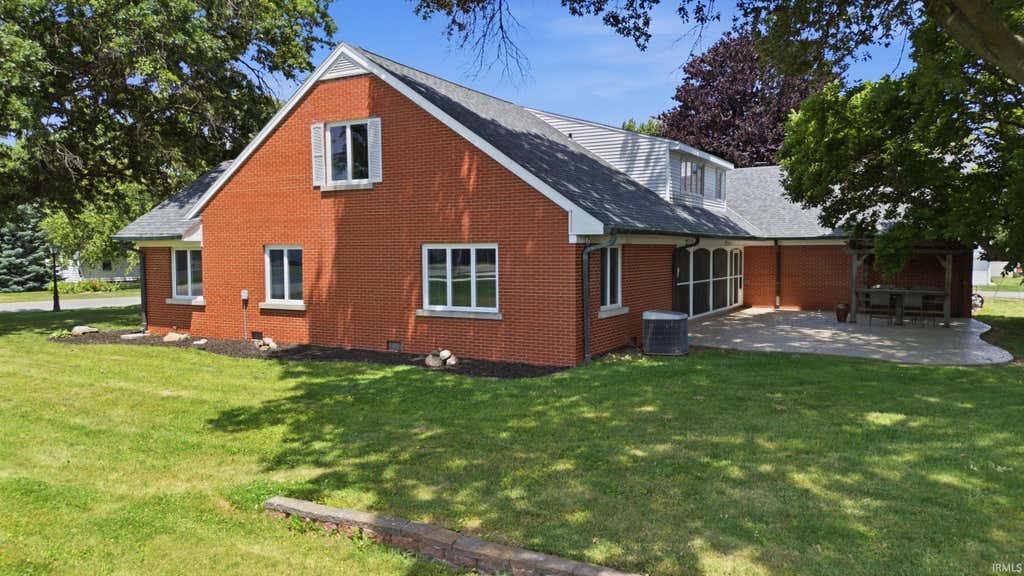 Photo of 307 N Sixth Street, Kentland, IN 47951 (MLS # 202622166)
