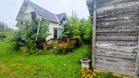 Tiny photo for 825 W Walnut Street, Portland, IN 47371 (MLS # 202633944)