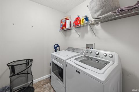 Tiny photo for 1712 Wolfson Way, Lafayette, IN 47909 (MLS # 202549285)