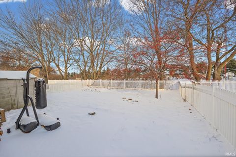 Tiny photo for 1712 Wolfson Way, Lafayette, IN 47909 (MLS # 202549285)