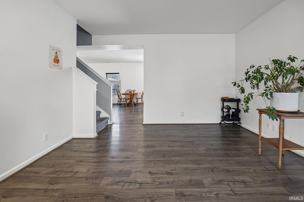 Photo of 1712 Wolfson Way, Lafayette, IN 47909 (MLS # 202549285)