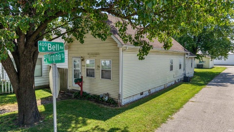 Tiny photo for 2474 W Virginia Street, Evansville, IN 47712 (MLS # 202635353)