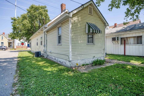 Tiny photo for 2474 W Virginia Street, Evansville, IN 47712 (MLS # 202635353)