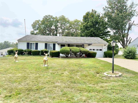 Tiny photo for 138 Schiele Road, Logansport, IN 46947 (MLS # 202628865)