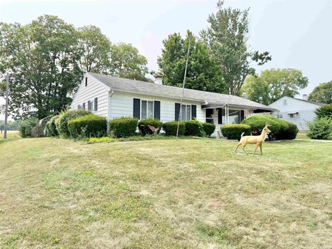 Tiny photo for 138 Schiele Road, Logansport, IN 46947 (MLS # 202628865)