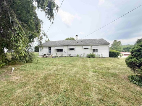 Tiny photo for 138 Schiele Road, Logansport, IN 46947 (MLS # 202628865)