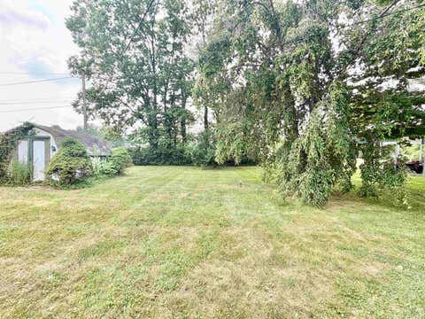 Tiny photo for 138 Schiele Road, Logansport, IN 46947 (MLS # 202628865)