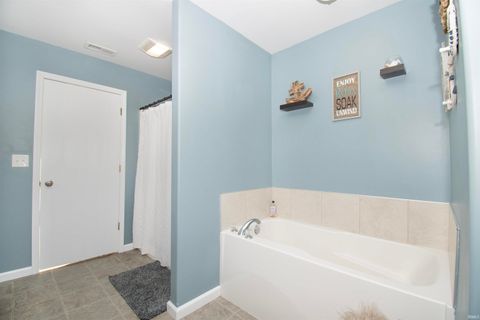 Tiny photo for 408 Sycamore Way, Avilla, IN 46710 (MLS # 202540441)