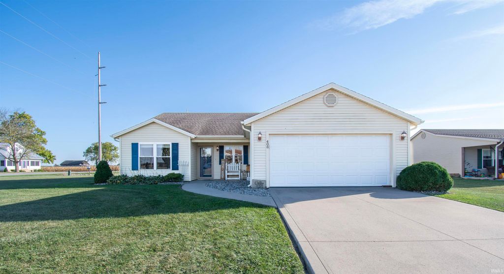 Photo of 408 Sycamore Way, Avilla, IN 46710 (MLS # 202540441)