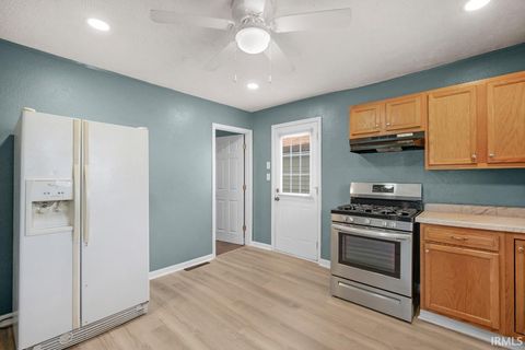 Tiny photo for 1000 W HAVENS Street, Kokomo, IN 46901 (MLS # 202544027)