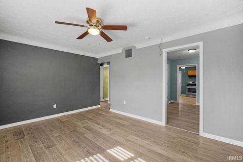 Tiny photo for 1000 W HAVENS Street, Kokomo, IN 46901 (MLS # 202544027)