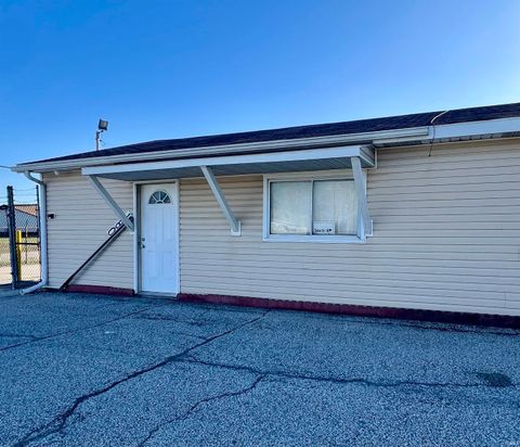 Photo of 1050 Rank Parkway, Kokomo, IN 46901 (MLS # 202608578)