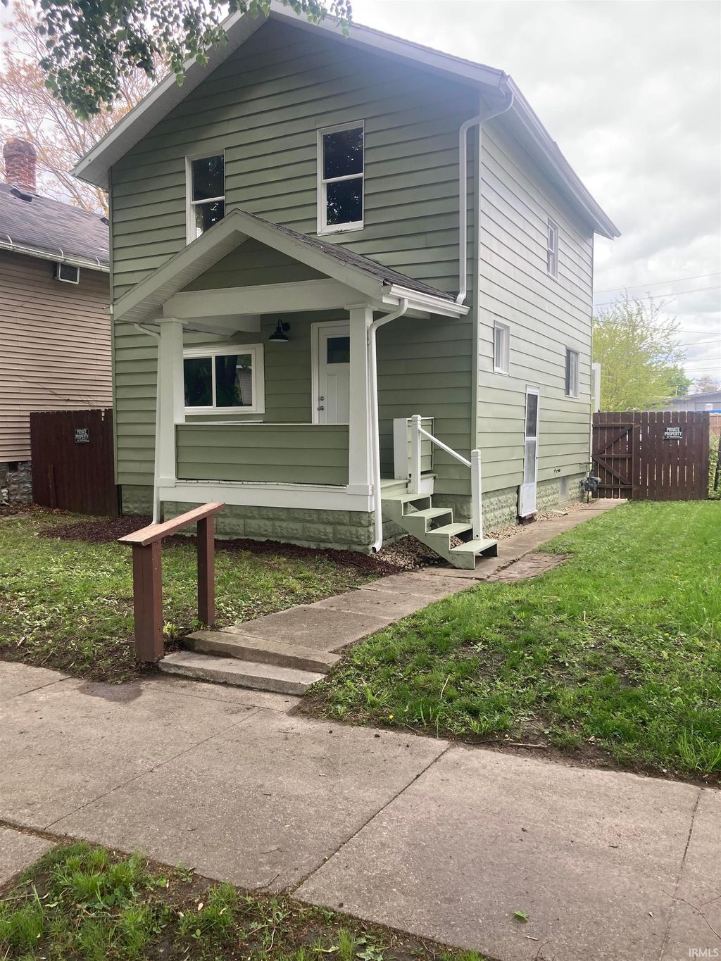 Photo of 1216 Elm Street, Fort Wayne, IN 46808 (MLS # 202617698)
