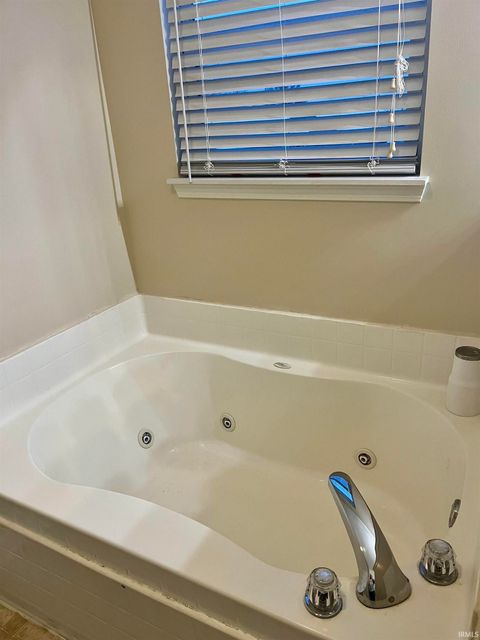 Tiny photo for 3099 Morrow Drive, Kokomo, IN 46902 (MLS # 202547804)