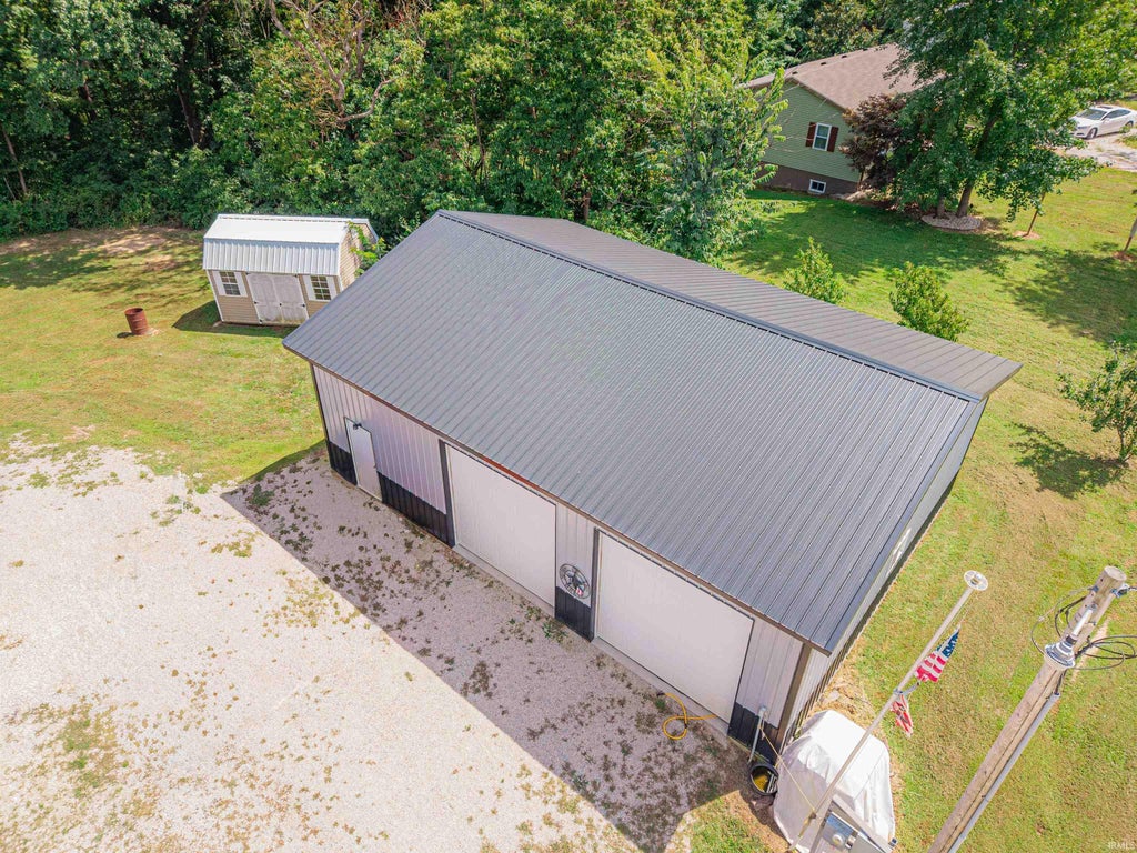 Photo of 1315 S County Rd. 200 W, Petersburg, IN 47567 (MLS # 202635279)
