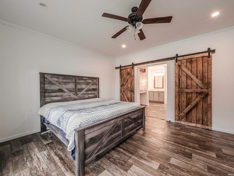 Tiny photo for 1315 S County Rd. 200 W, Petersburg, IN 47567 (MLS # 202635279)