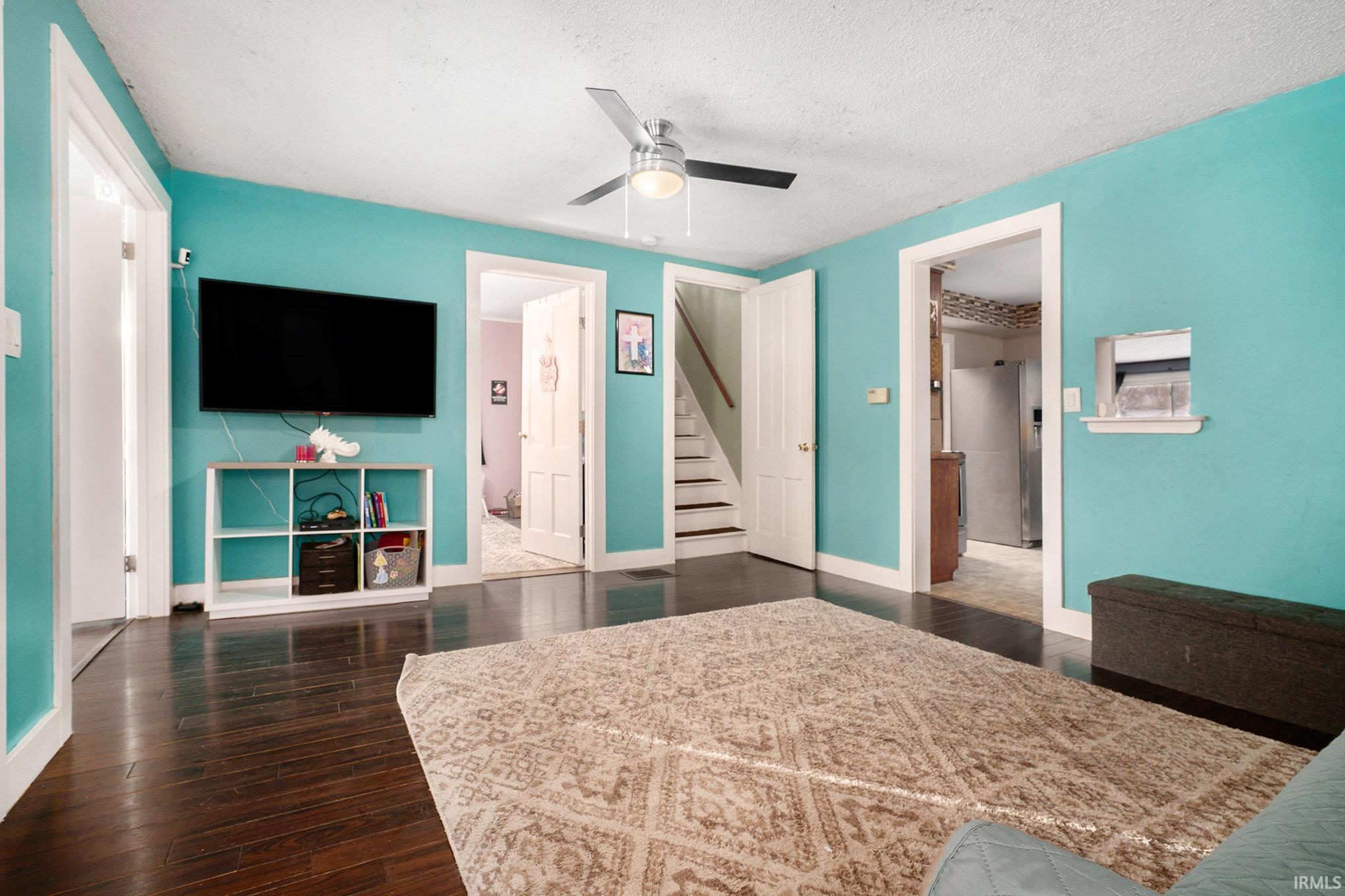 Goshen, Indiana 46526, United States, 4 Bedrooms Bedrooms, ,2 BathroomsBathrooms,Residential,Pending,251323