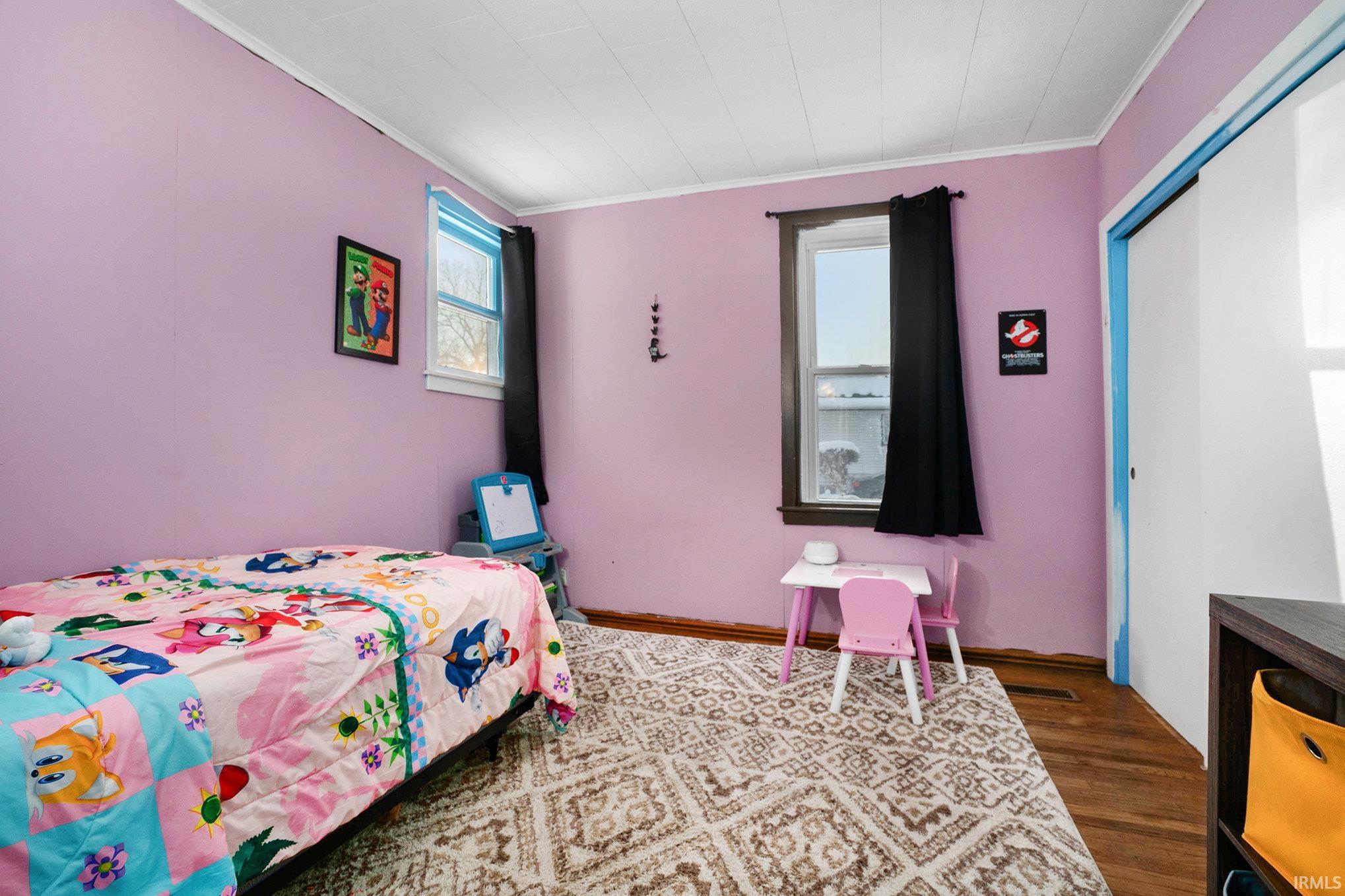 Goshen, Indiana 46526, United States, 4 Bedrooms Bedrooms, ,2 BathroomsBathrooms,Residential,Pending,251323