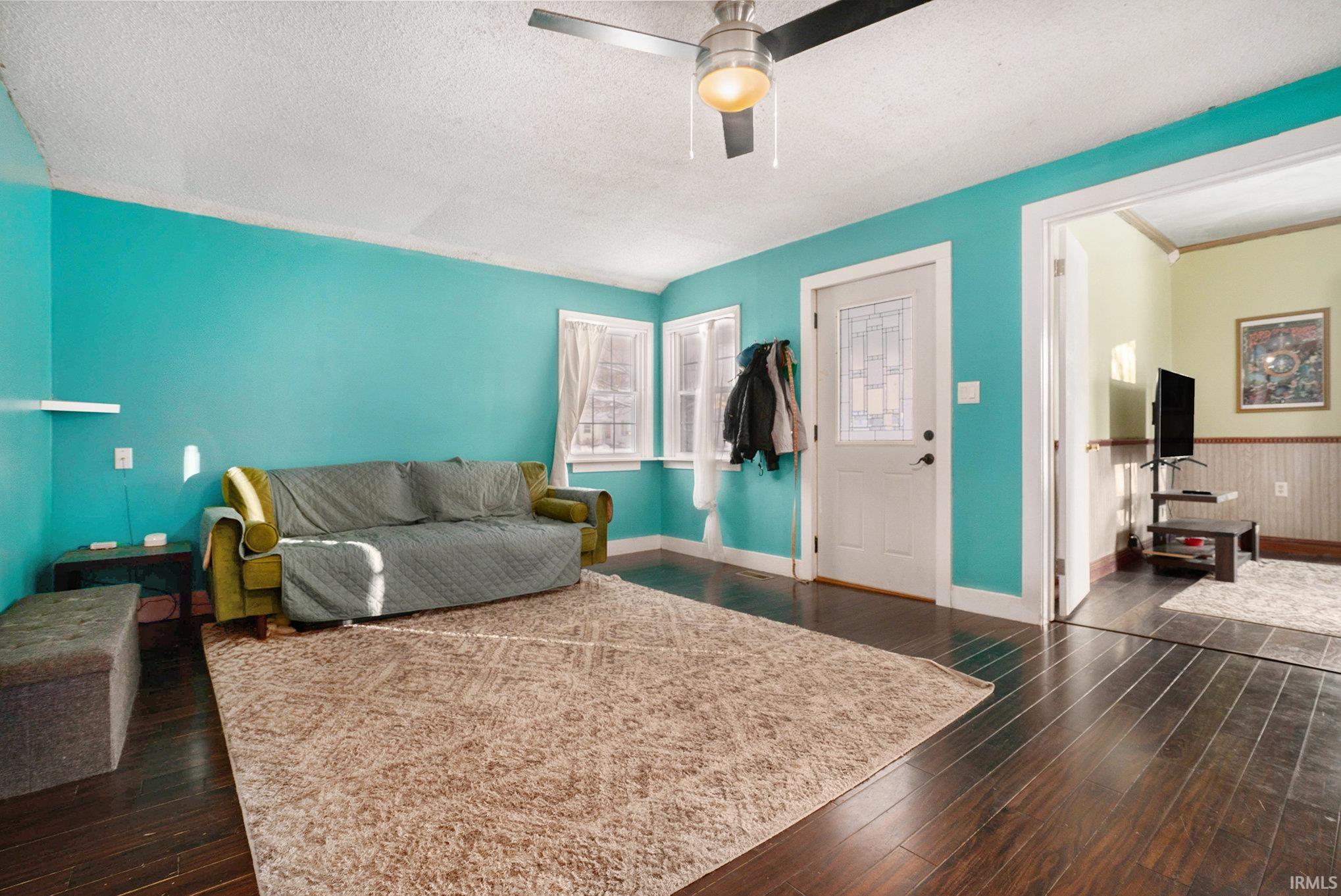 Goshen, Indiana 46526, United States, 4 Bedrooms Bedrooms, ,2 BathroomsBathrooms,Residential,Pending,251323