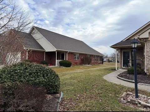 Photo of 933 Amesbury Court, Indianapolis, IN 46217 (MLS # 202544443)