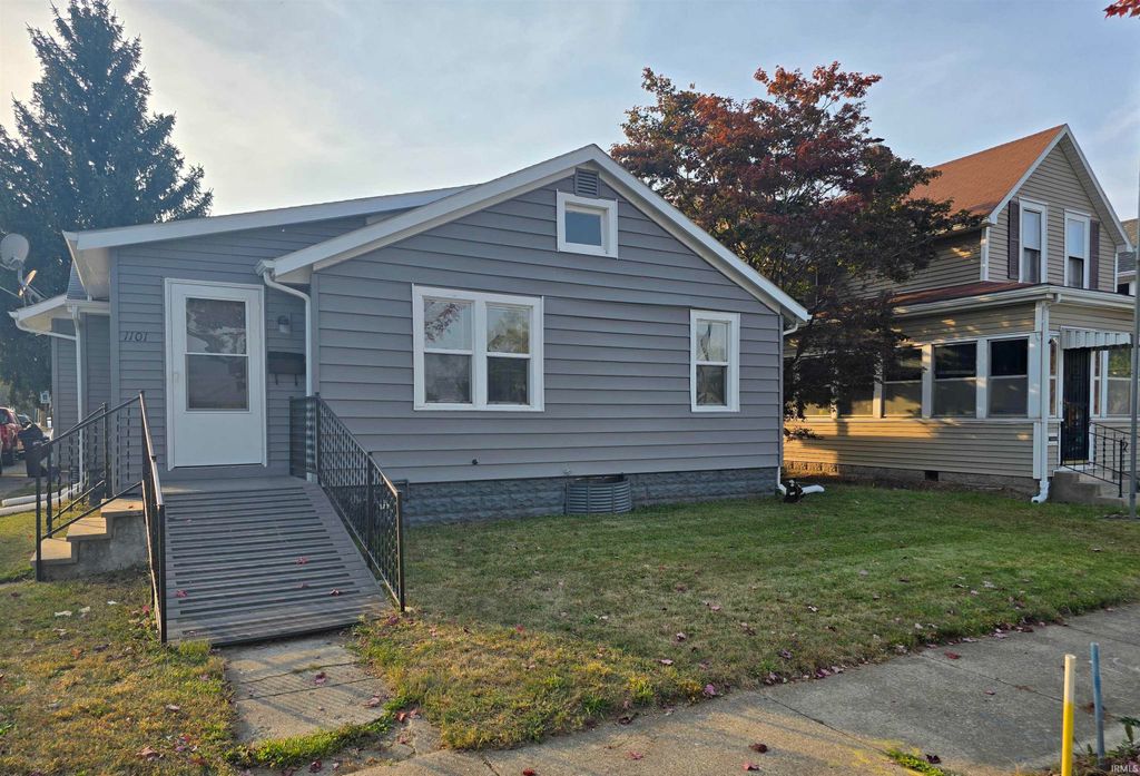 Photo of 1101 Saint Marys Avenue, Fort Wayne, IN 46808 (MLS # 202608895)