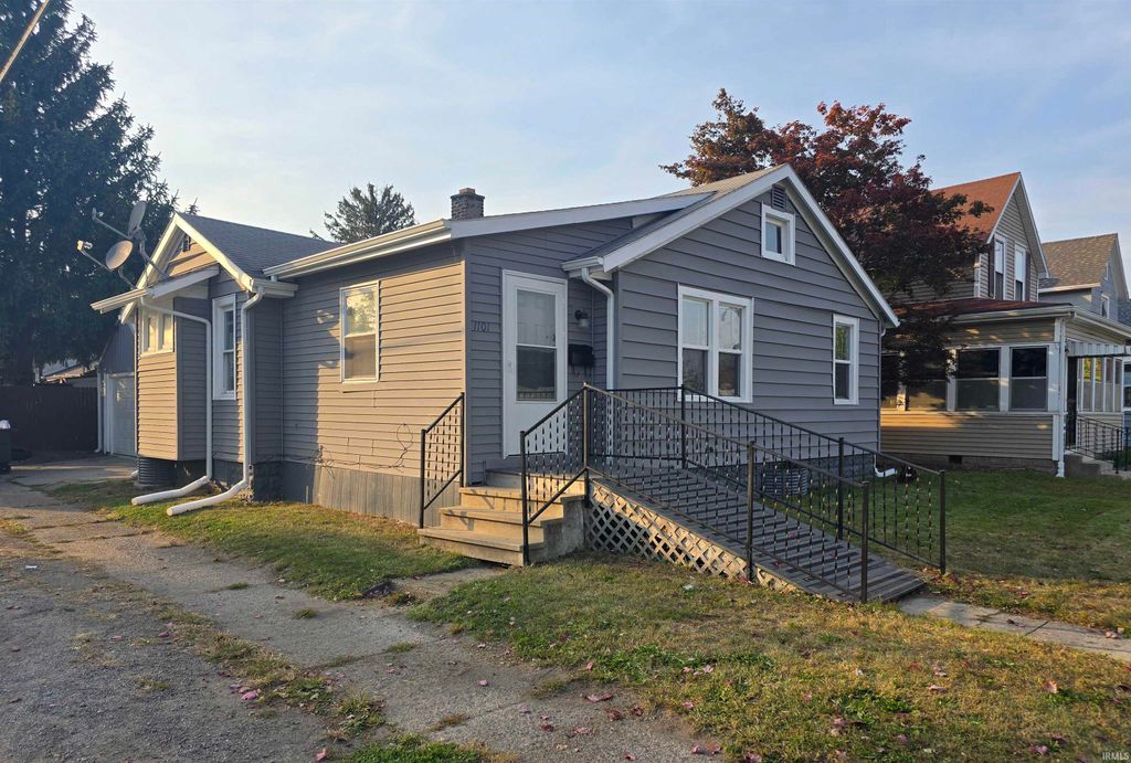 Photo of 1101 Saint Marys Avenue, Fort Wayne, IN 46808 (MLS # 202608895)