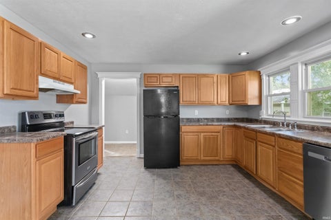 Tiny photo for 745 S McCANN Street, Kokomo, IN 46901 (MLS # 202625886)