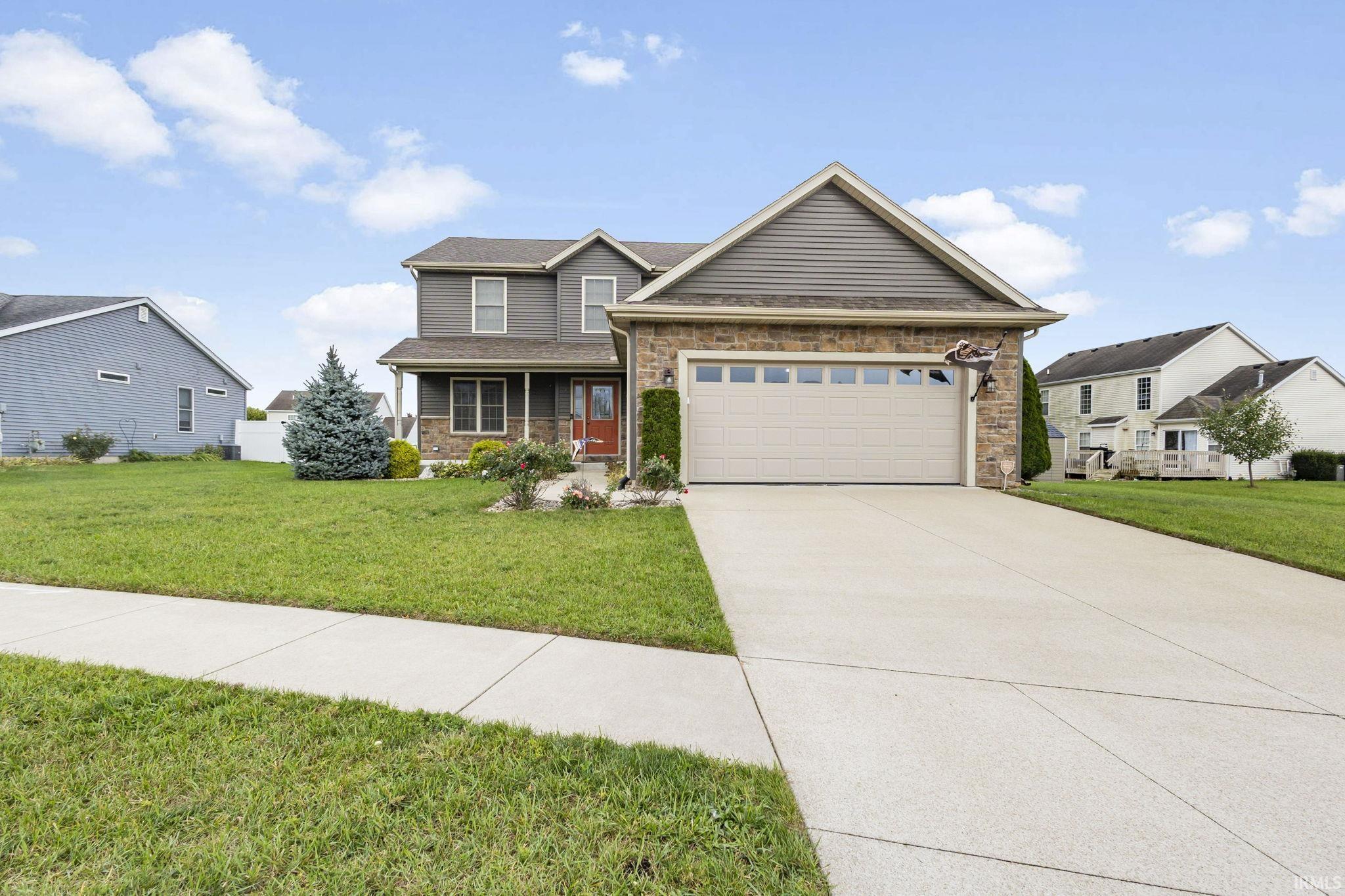 South Bend, Indiana 46628, United States, 3 Bedrooms Bedrooms, ,3 BathroomsBathrooms,Residential,Active,232145