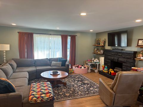 Tiny photo for 1014 W Alto Road, Kokomo, IN 46902 (MLS # 202608508)