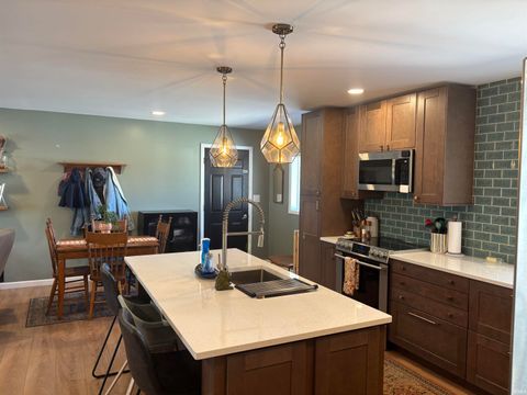 Tiny photo for 1014 W Alto Road, Kokomo, IN 46902 (MLS # 202608508)