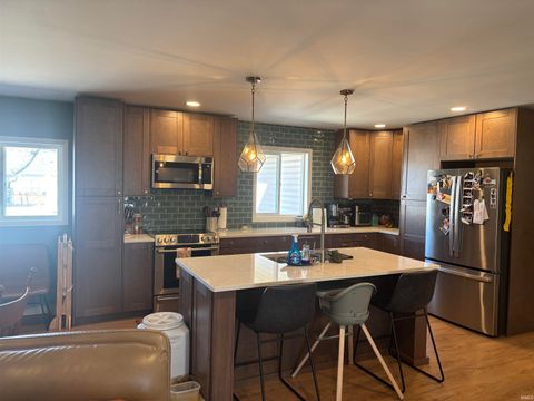 Tiny photo for 1014 W Alto Road, Kokomo, IN 46902 (MLS # 202608508)