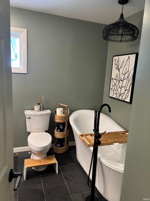 Tiny photo for 1014 W Alto Road, Kokomo, IN 46902 (MLS # 202608508)