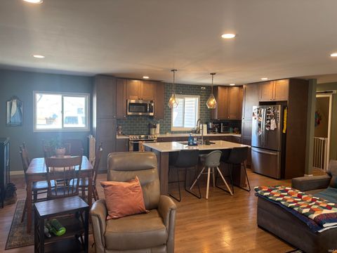 Tiny photo for 1014 W Alto Road, Kokomo, IN 46902 (MLS # 202608508)