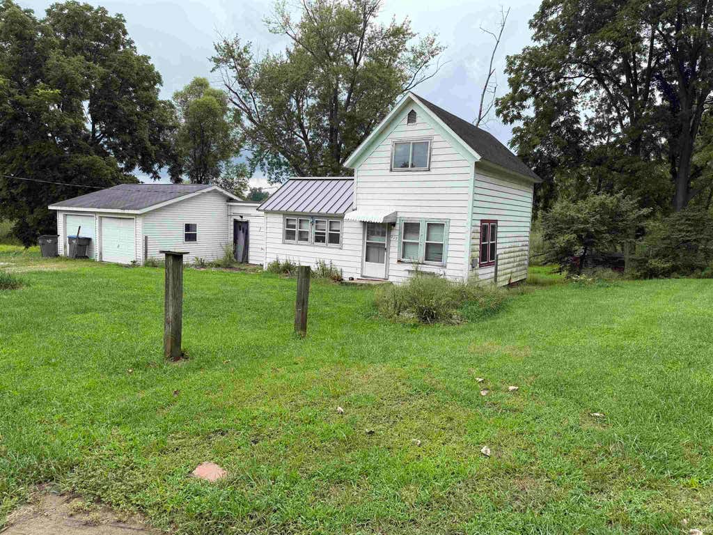 Photo of 217 Blackport Drive, Goshen, IN 46528 (MLS # 202633379)