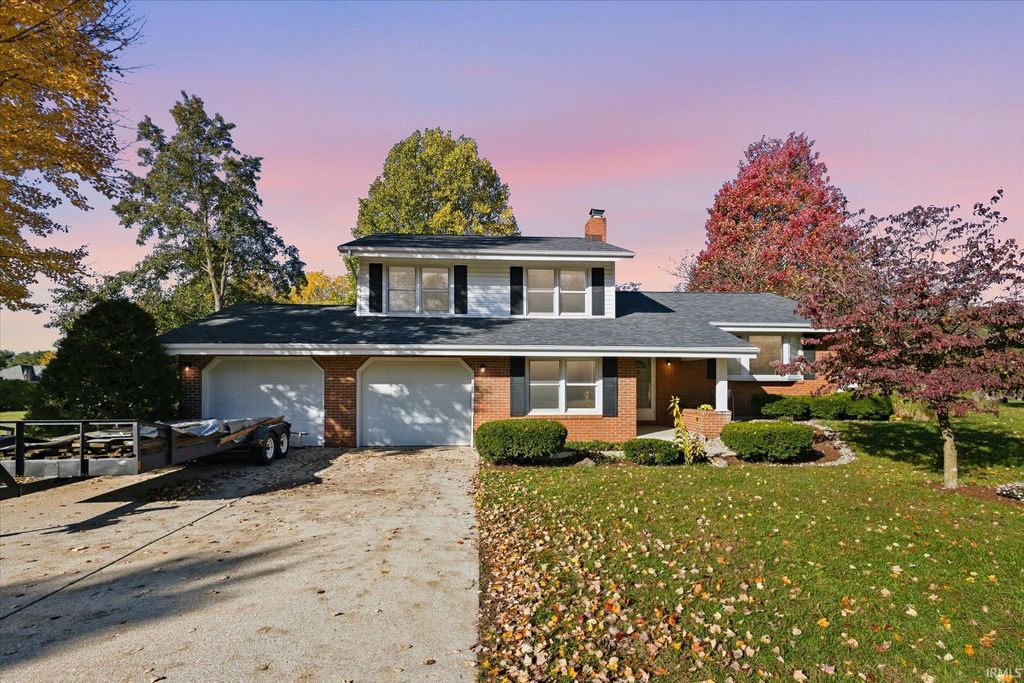 Photo of 57655 County Road 18 Road, Goshen, IN 46526 (MLS # 202542877)