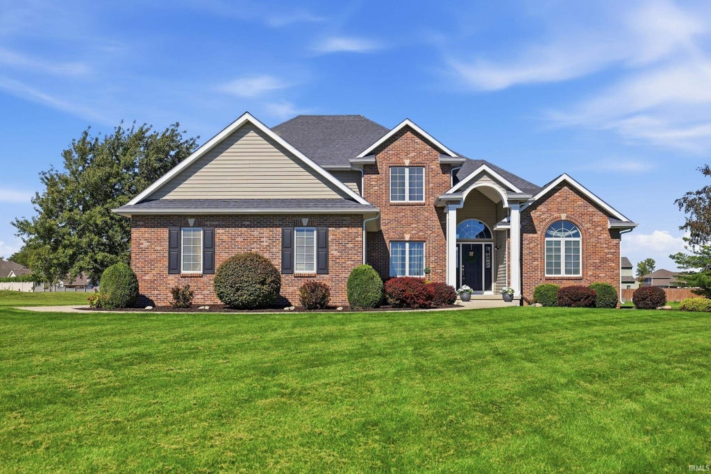 Photo of 4424 Homestead Trail, Woodburn, IN 46797 (MLS # 202640629)