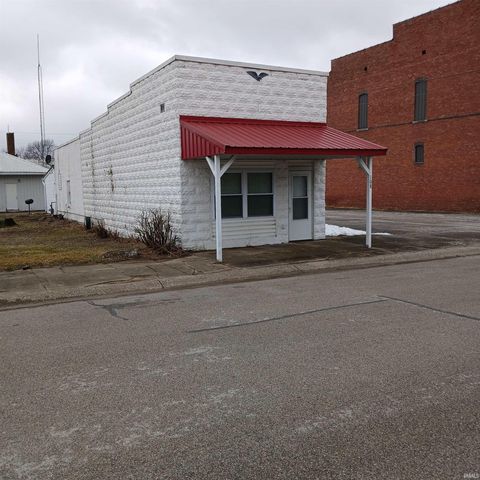 Photo of 108 N Odon Street, Elnora, IN 47529 (MLS # 202608695)