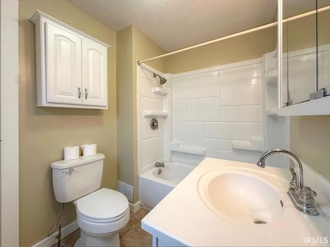 Tiny photo for 219 E GRANT Street, Greentown, IN 46936 (MLS # 202548662)