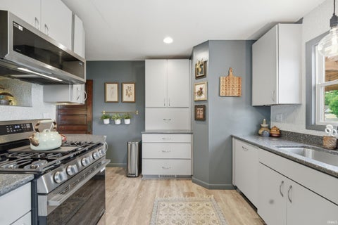 Tiny photo for 712 S 10Th Street, Lafayette, IN 47905 (MLS # 202642908)
