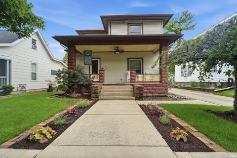 Photo of 712 S 10Th Street, Lafayette, IN 47905 (MLS # 202642908)
