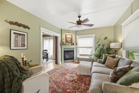 Tiny photo for 712 S 10Th Street, Lafayette, IN 47905 (MLS # 202642908)