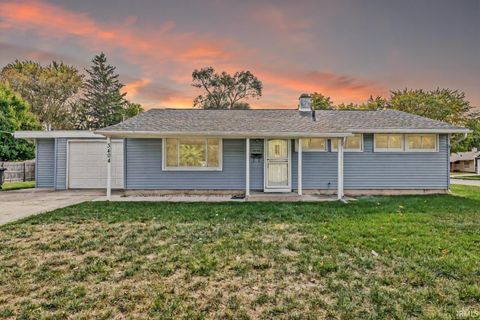 Photo of 3404 Brighton Place, South Bend, IN 46615 (MLS # 202542457)