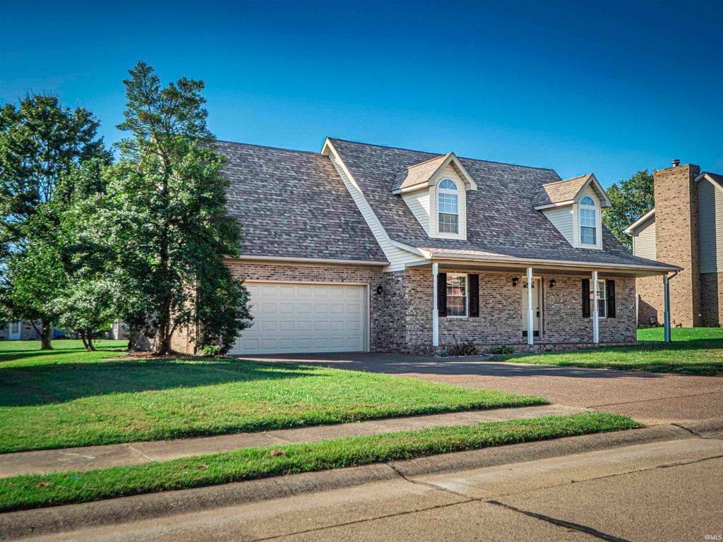 Photo of 8506 Edinborough Road, Evansville, IN 47725 (MLS # 202541157)