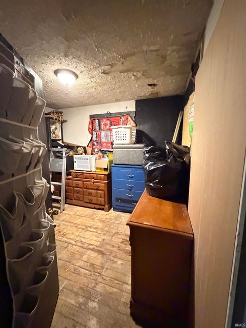 Tiny photo for 515 Courtland Avenue, Kokomo, IN 46901 (MLS # 202608400)