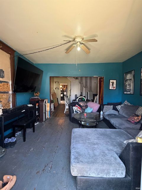 Tiny photo for 515 Courtland Avenue, Kokomo, IN 46901 (MLS # 202608400)