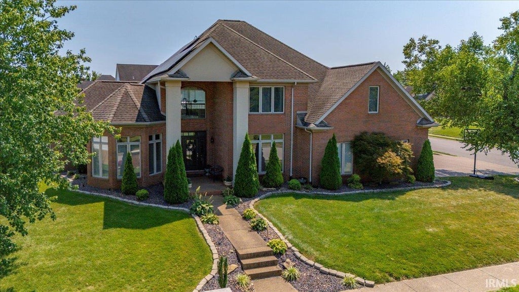 Photo of 8077 Clearview Drive, Newburgh, IN 47630 (MLS # 202632117)