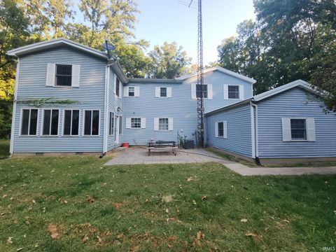 Tiny photo for 915 W 150 N, Logansport, IN 46947 (MLS # 202537967)