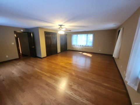 Tiny photo for 915 W 150 N, Logansport, IN 46947 (MLS # 202537967)